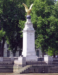 The RAF Memorial on the Victoria Embankment, London, commemorating RAF personnel killed in the two World Wars