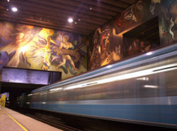 Universidad de Chile Station, Santiago Subway