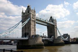 Tower BridgeSequence showing the bridge opening