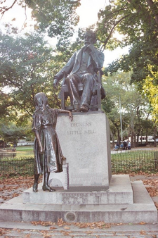 Dickens Statue in Philadelphia