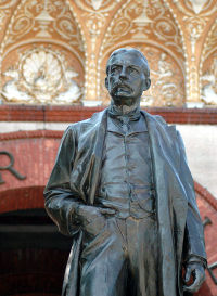 Statue of Henry Flagler that stands in front of Flagler College in St. Augustine, FL. photo by Mike Horn