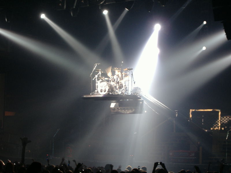 Image:McFly live dublin 06-01.JPG