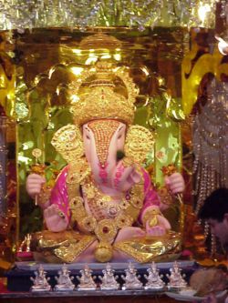 Image of Pune city god Shree Dagdusheth Halwai Ganpati