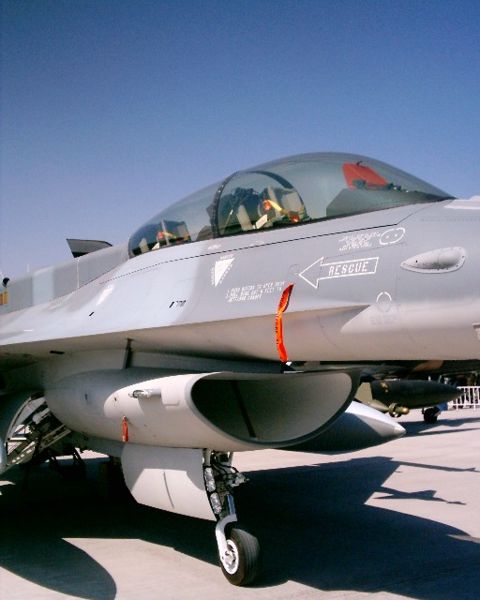 Image:Chilean F-16 Fidae 2006.JPG