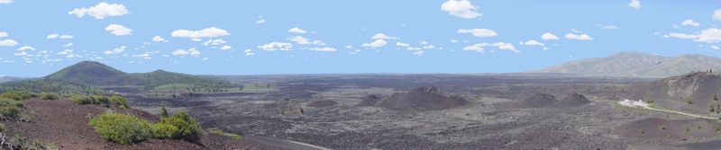 Image:Craters of the Moon National Monument from Inferno Cone-2000px.jpeg