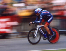 Lance Armstrong riding the prologue of the 2004 Tour.
