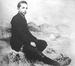 Young Albert before the Einsteins moved from Germany to Italy.
