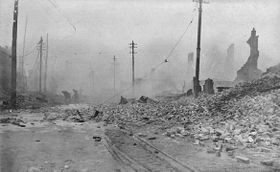 Great Baltimore Fire of 1904, looking West from Pratt and Gay Streets.