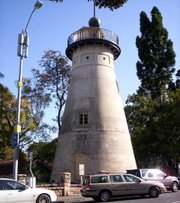 The Windmill built by convicts in 1828 — the heritage notice at the Windmill states that it is Queensland's oldest surviving building