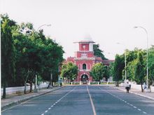 The main entrance to the Anna University.