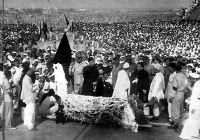 The funeral of Jinnah in 1948.