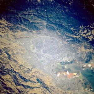 San Jose, surrounding cities, and salt evaporation ponds from space, September 1994. North is to the lower right.