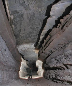  Canyon passage in Mammoth Cave, world's longest