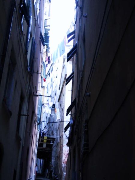 Image:Genoa alley.jpg
