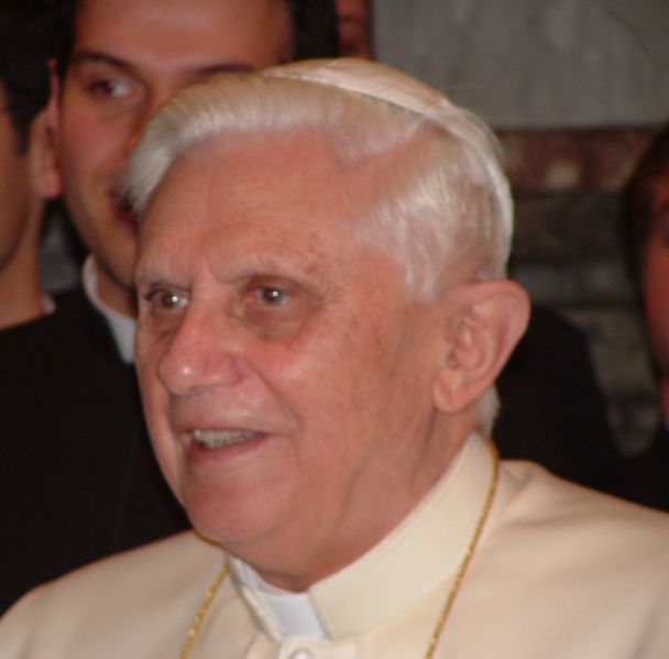Image:Pope Benedictus XVI january,20 2006 (20).JPG