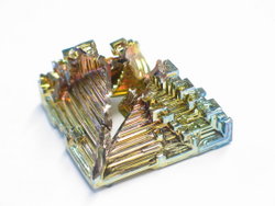 Synthetic bismuth crystal