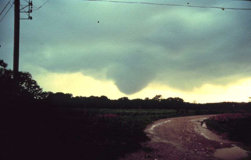 Image:Funnel cloud approaching the ground - NOAA.jpg