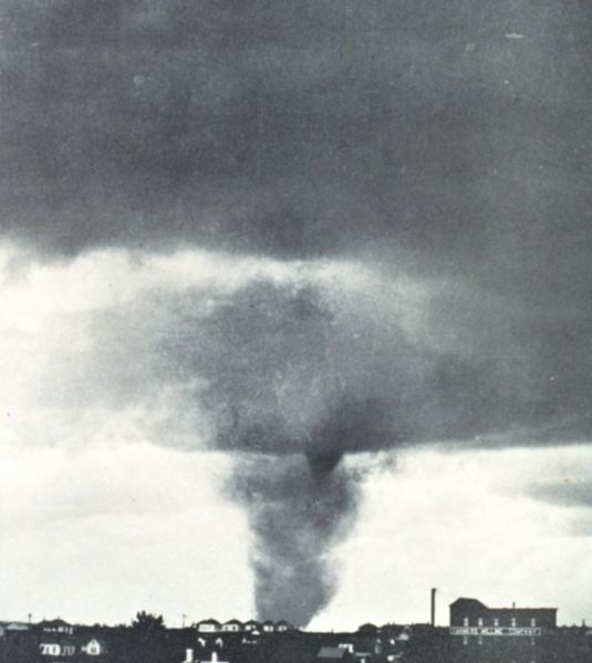 Image:Norton, Kansas tornado 06241909.jpg