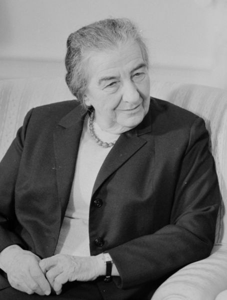 Image:Golda Meir, bw photo portrait, head and shoulders, facing right, March 1, 1973.jpg