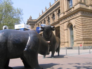 Bull and Bear face-off in front of the Frankfurt Stock Exchange