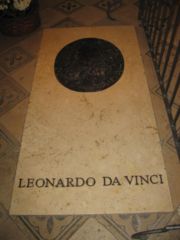 Leonardo da Vinci tomb in Saint Hubert Chapel (Amboise).