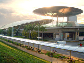 Expo MRT Station, sited adjacent to the 100,000 square metre Singapore Expo exhibition facility, sports a futuristic design by Foster and Partners.