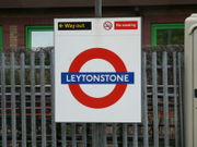 The use of the roundel with the station name in the blue bar dates from 1908