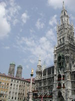 Munich: New Town Hall steeple with Marian column