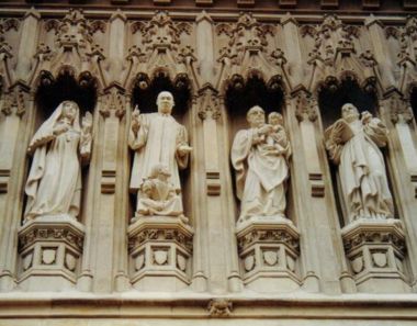 From the Gallery of 20th century martyrs at Westminster Abbey- Mother Elizabeth of Russia, Rev. Martin Luther King, Archbishop Oscar Romero, Pastor Dietrich Bonhoeffer