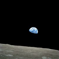 Earthrise, Dec 22, 1968 (NASA) 