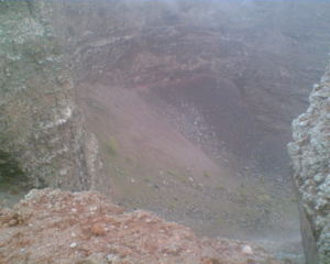 The crater of Vesuvius (clearer image)